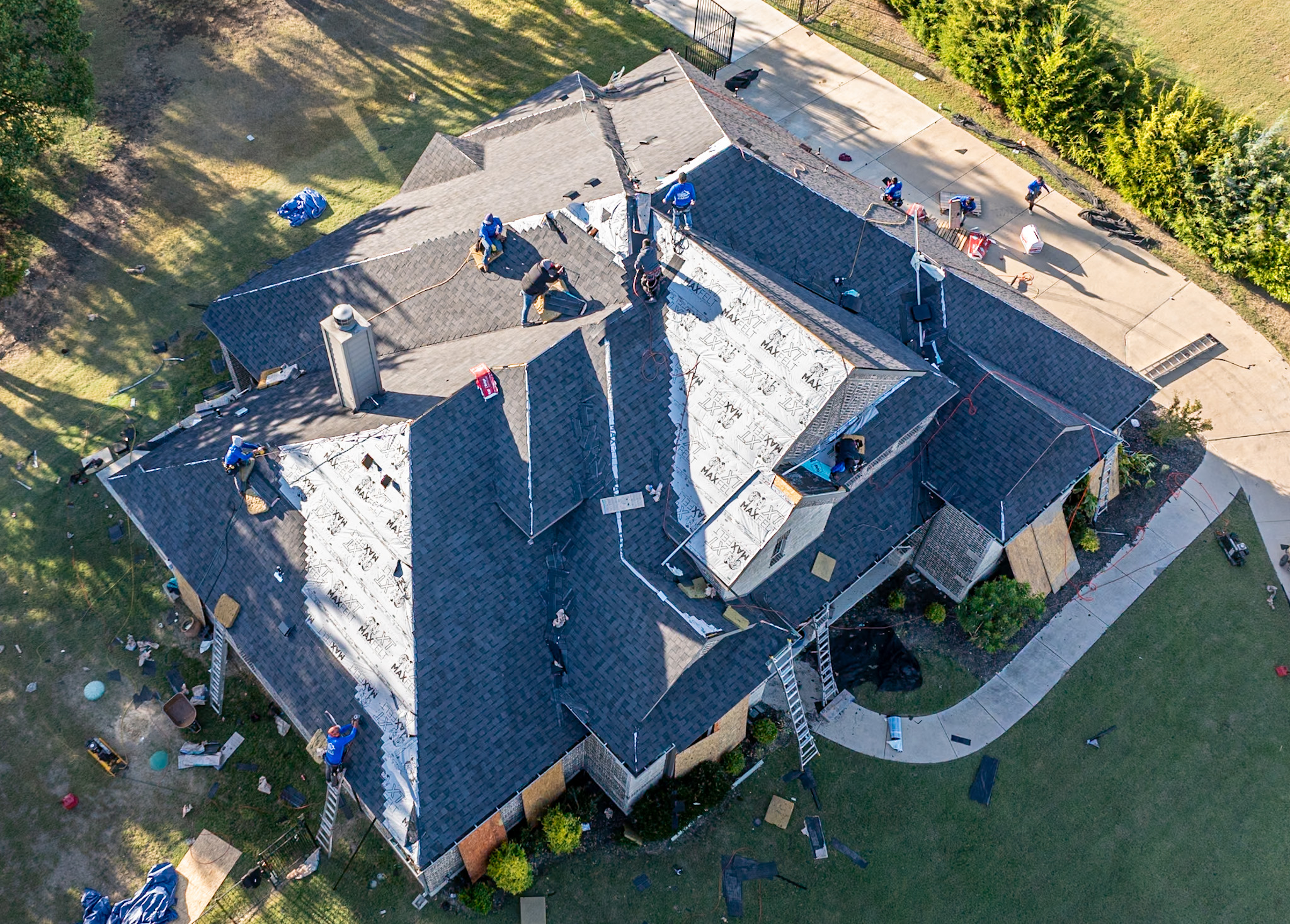 roof installation process by caldwell exteriors in midlothian texas